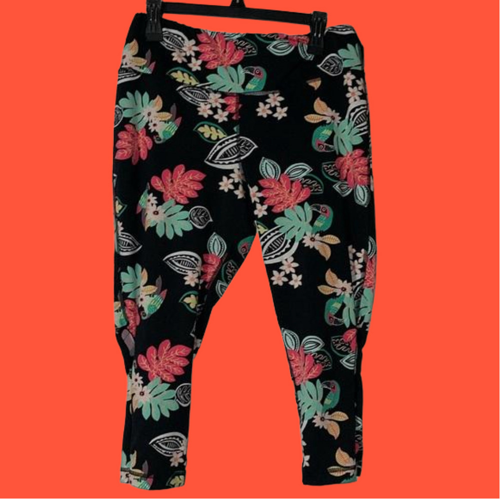 Cute tropical Zelos Capri leggings L